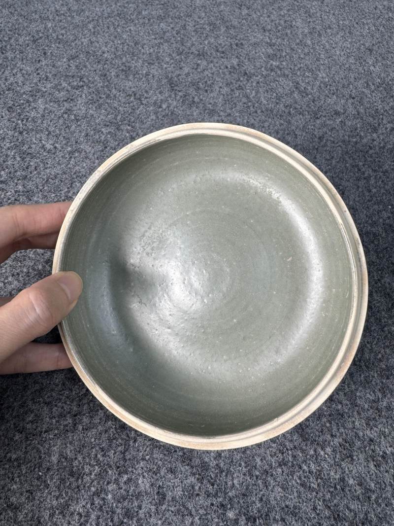 越窯青釉模印鴛鴦蓋盒 - 图13