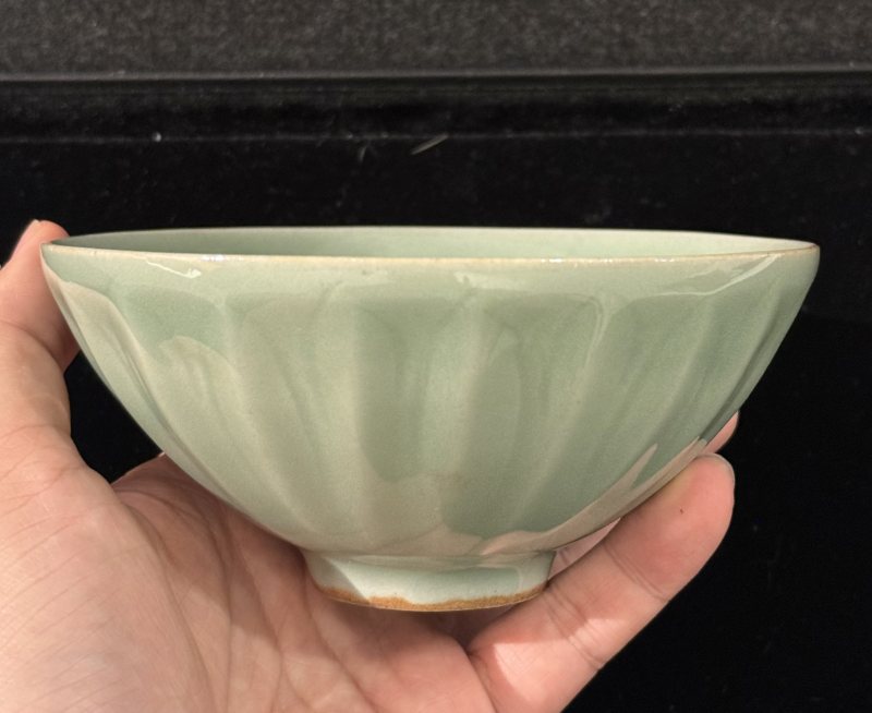 宋 龍泉青釉刻蓮紋盞 - 图5
