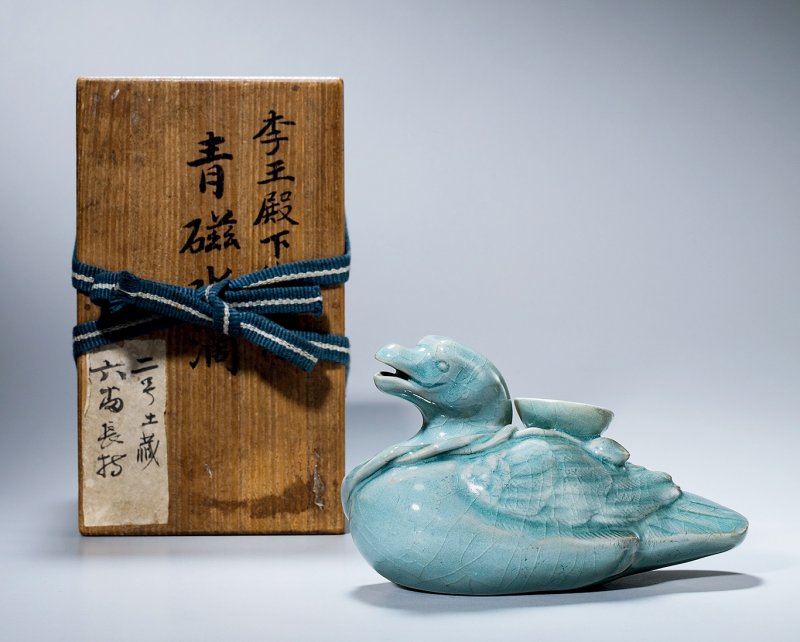 十二世纪 高丽青釉鸳鸯水滴 - 图2