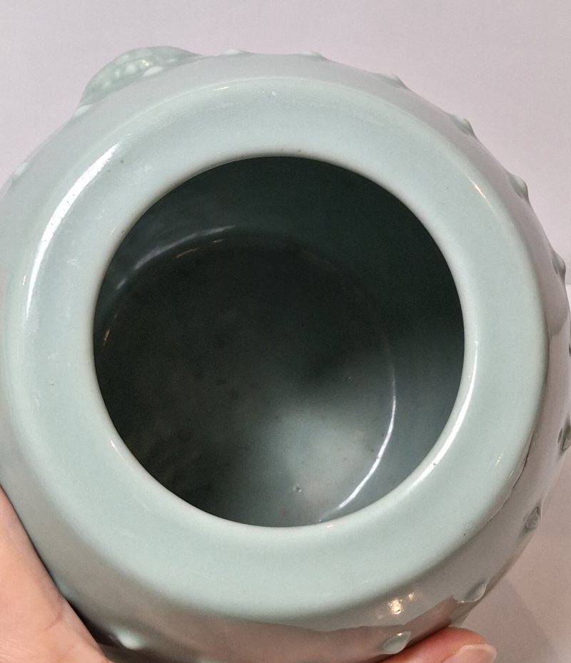 清乾隆粉青釉鼓釘罐 - 图4