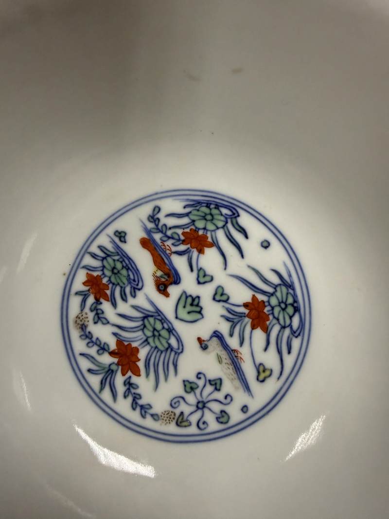 清乾隆 鬥彩「荷塘鴛鴦」碗 - 图4