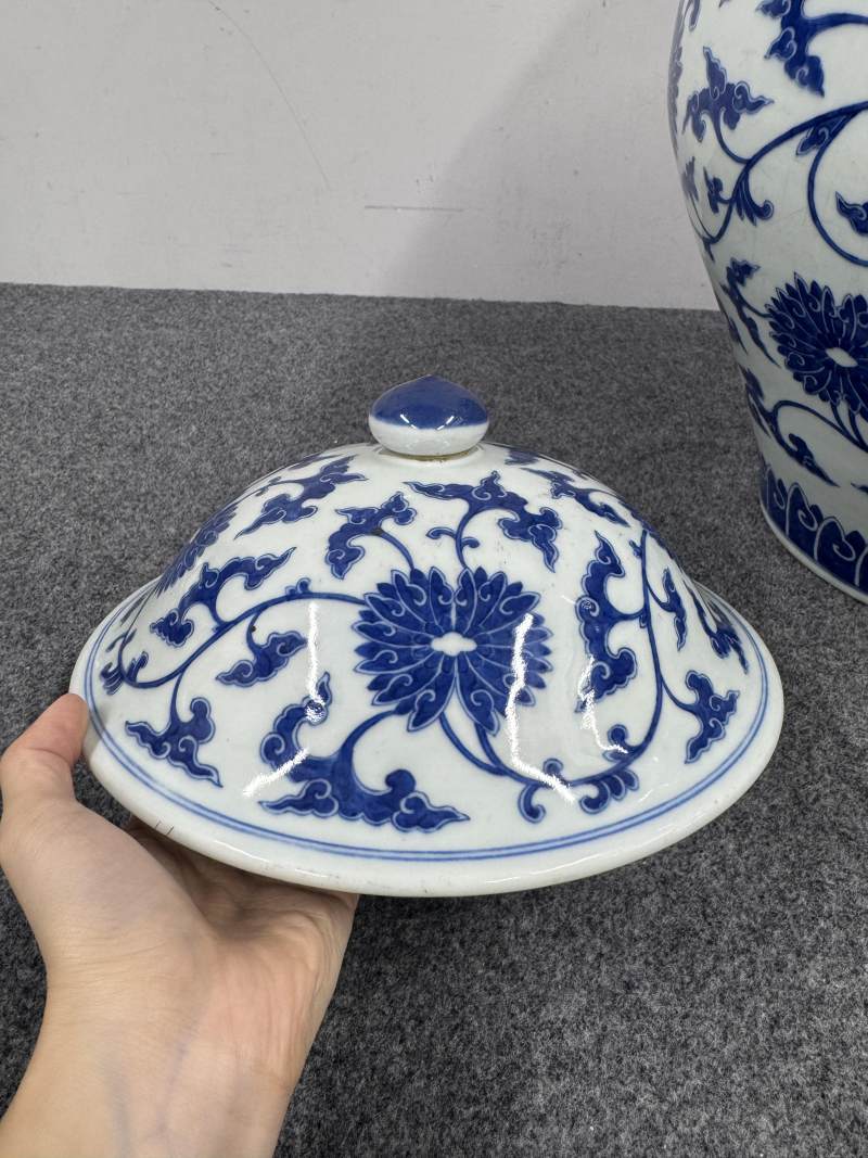 清道光 青花纏枝蓮紋蓋罐 - 图19