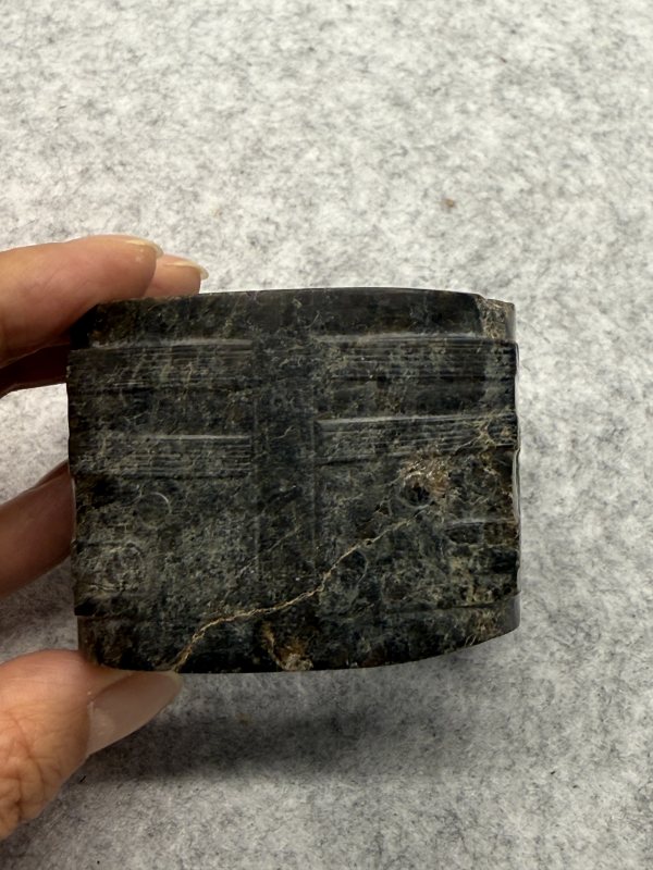 良渚文化  青玉神人面玉琮 - 图6