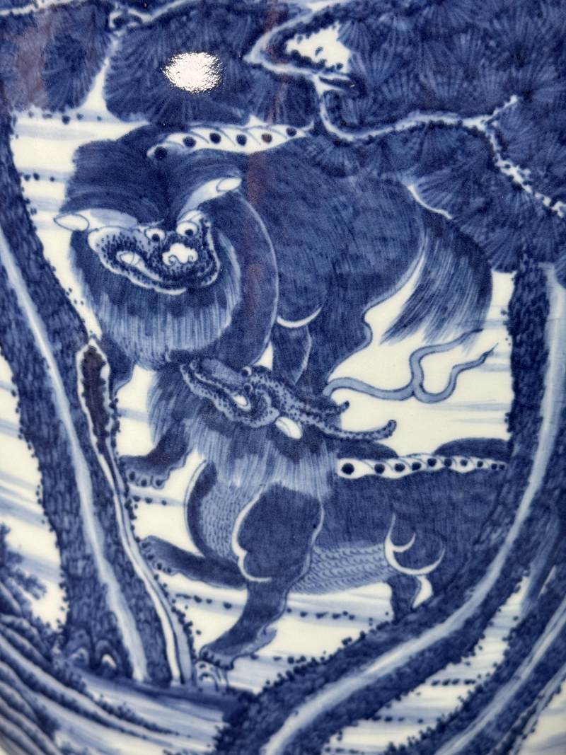 清乾隆 青花瑞獸圖燈籠瓶 - 图13