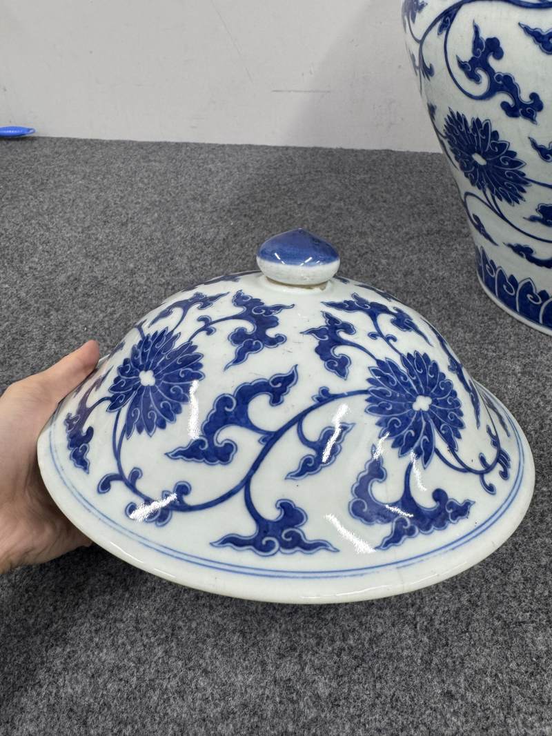 清道光 青花纏枝蓮紋蓋罐 - 图22