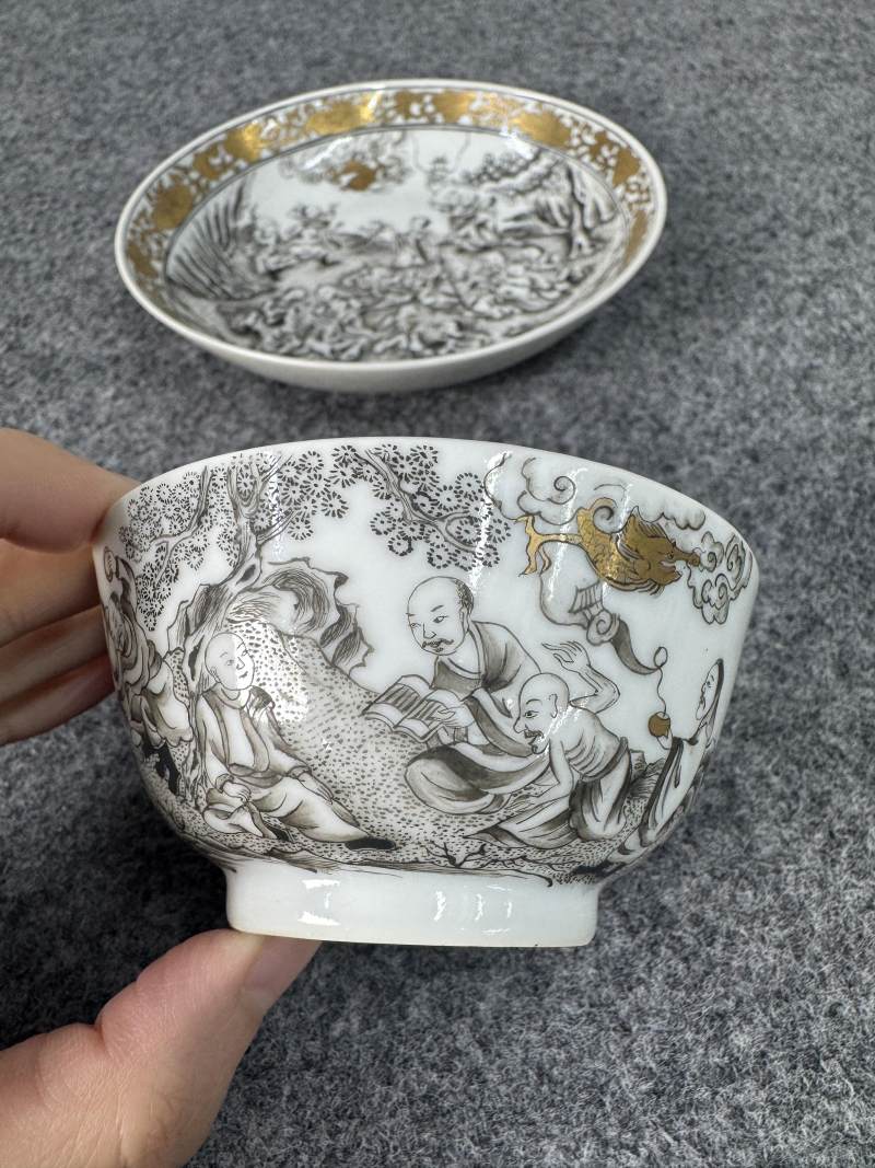 清雍正 墨彩描金羅漢圖盞及盞托一套 - 图5