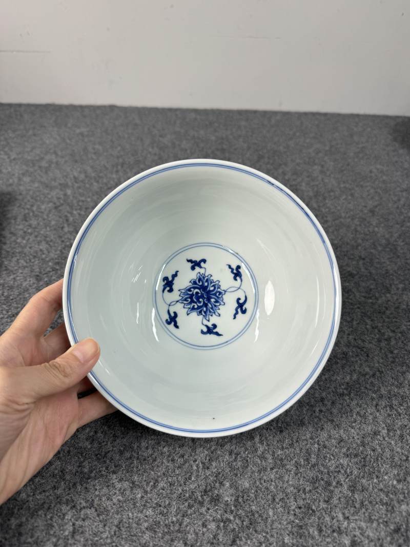 清康熙 青花纏枝蓮紋碗一對 - 图26