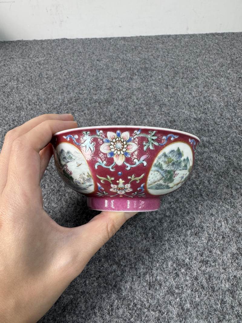清道光 胭脂紅地粉彩開光山水圖碗 - 图5
