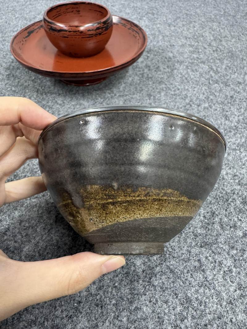 建窯「灰被天目」碗 帶日本朱漆盞托 - 图5