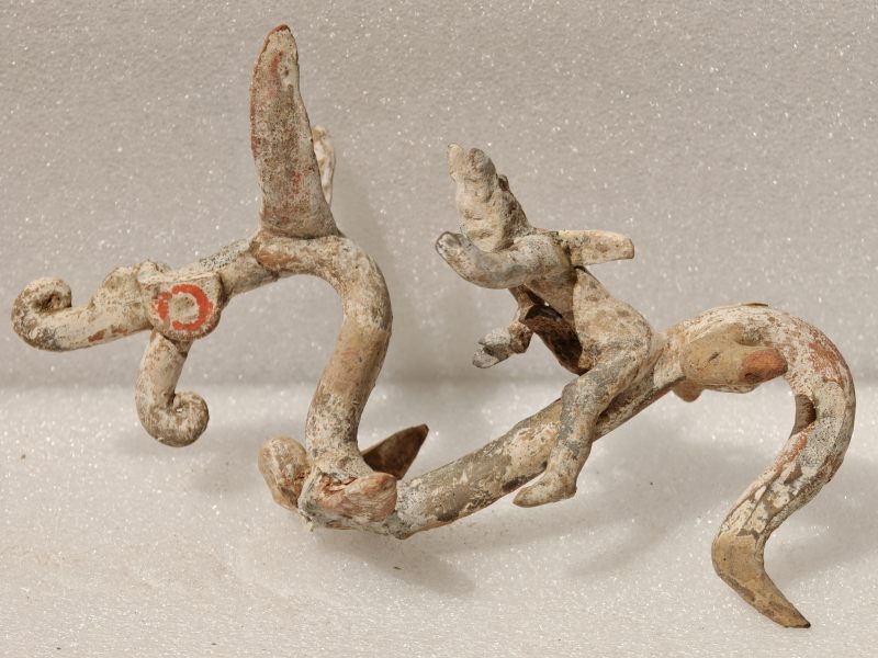 东汉 彩绘灰陶三层多枝灯 - 图90