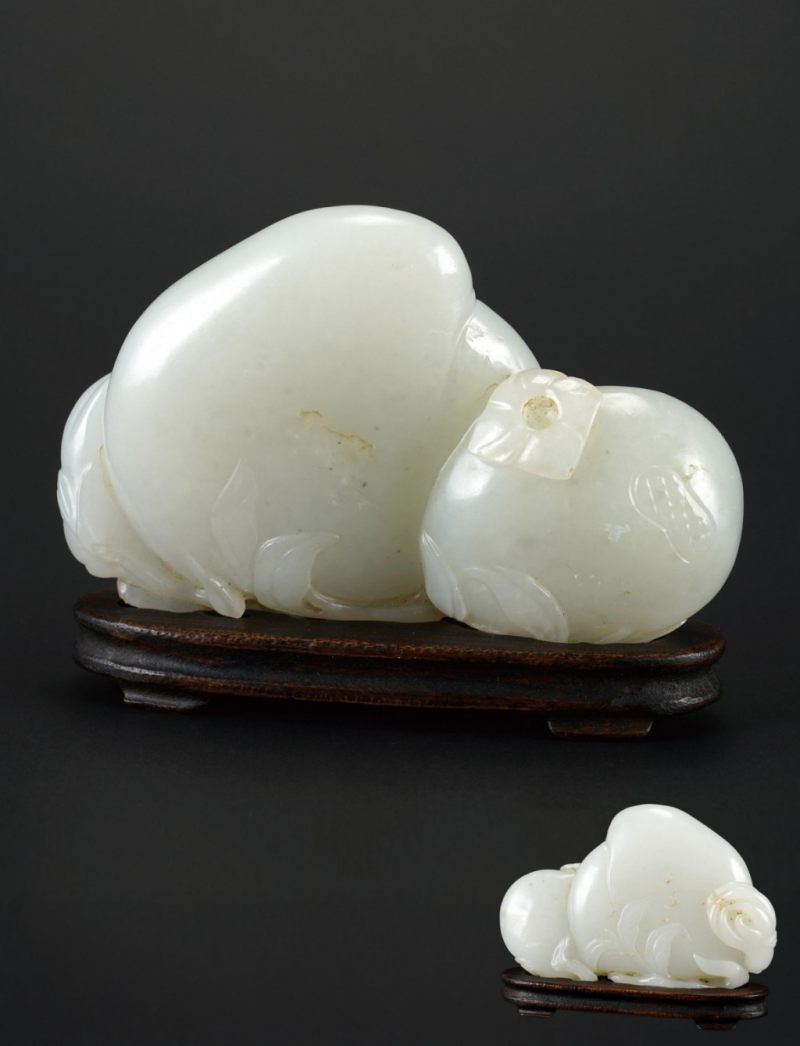    清早期 白玉雕福壽擺件（連木座）