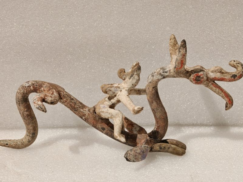 东汉 彩绘灰陶三层多枝灯 - 图99
