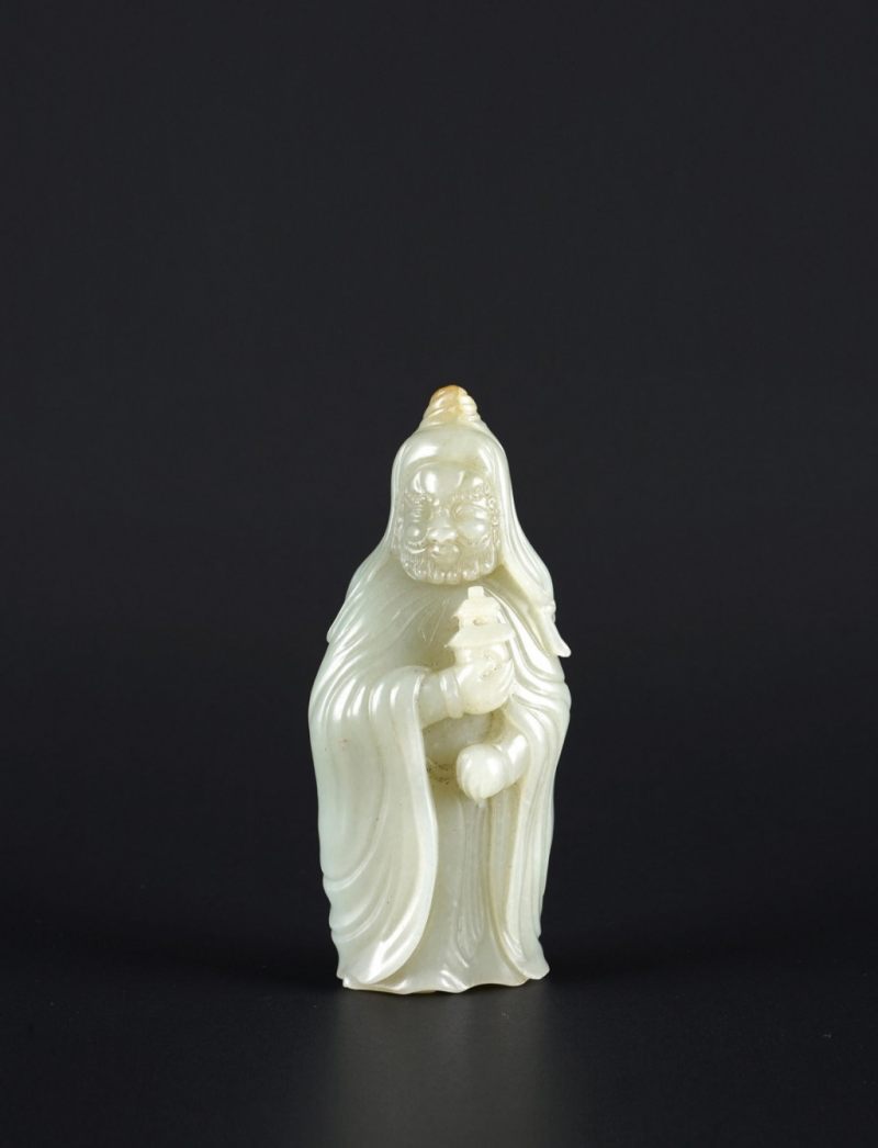    清 白玉胡人獻寶擺件