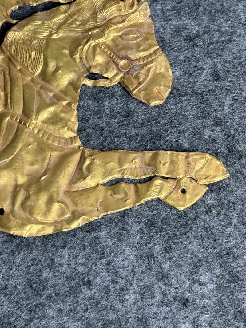 金質吐谷渾騎士人物飾片 - 图7