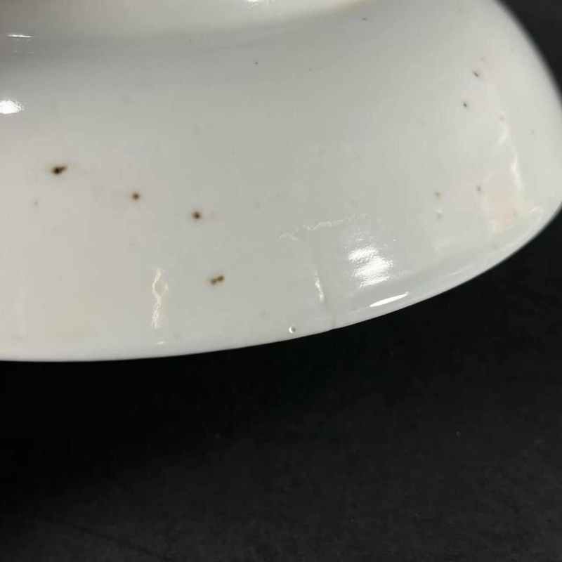 明万历 青花暗八宝牡丹菊花纹盘 - 图7