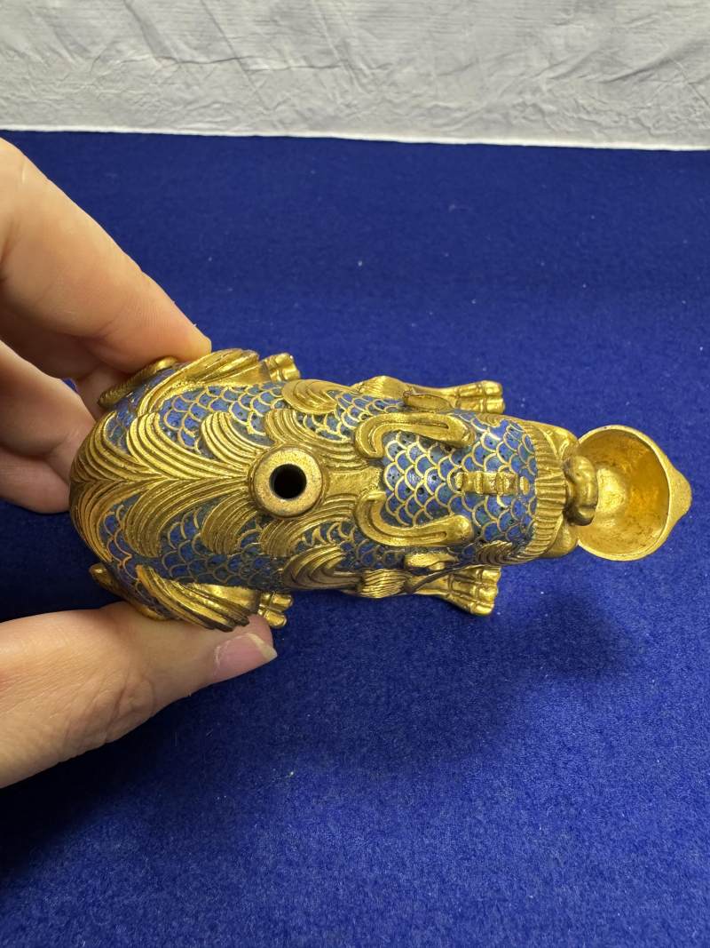清乾隆 銅鎏金掐絲琺瑯貔貅水滴 - 图11
