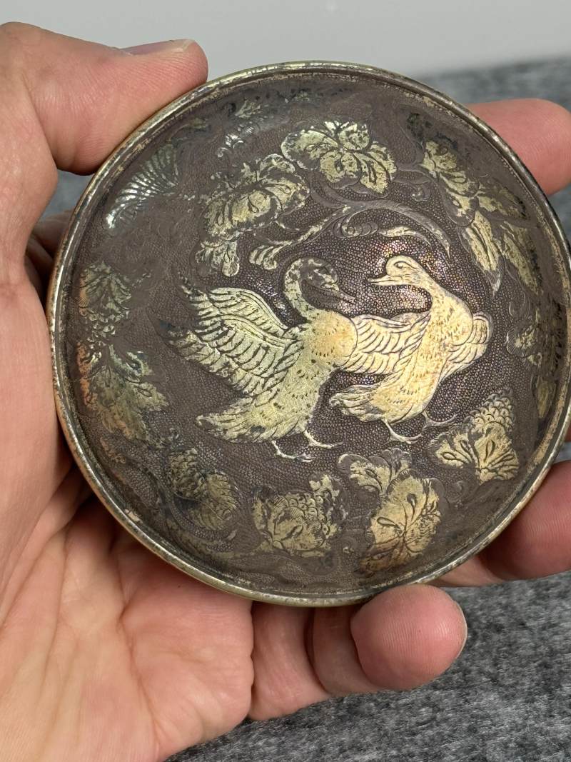 銀鎏金花鳥紋蓋盒 - 图6