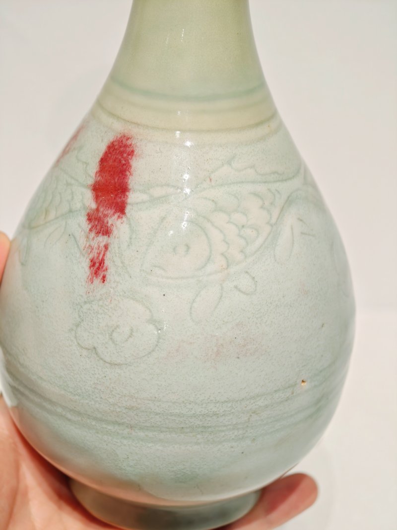 元 影青釉刻三鱼纹釉里红斑玉壶春瓶 - 图13