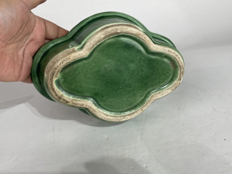 解放后 绿釉海棠型水仙盆 - 图5