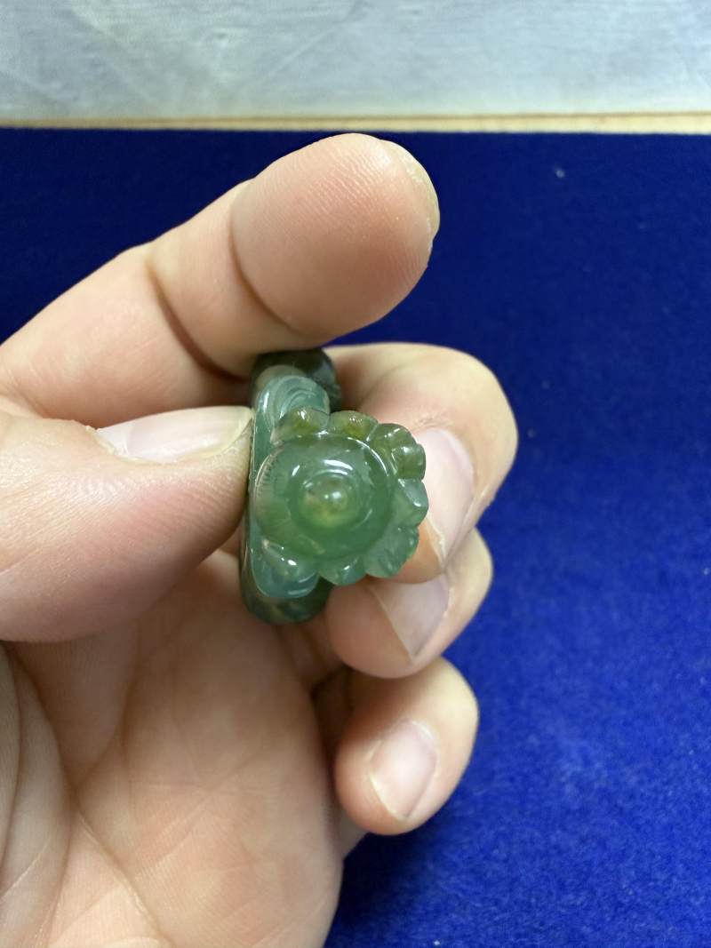 清晚期 翡翠佛 - 图22
