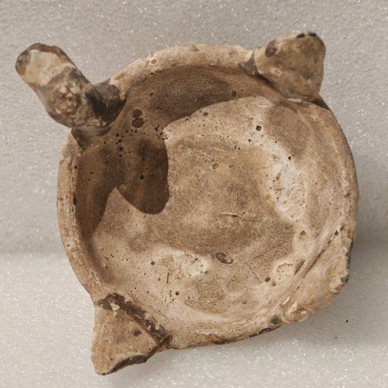 东汉 彩绘灰陶三层多枝灯 - 图35