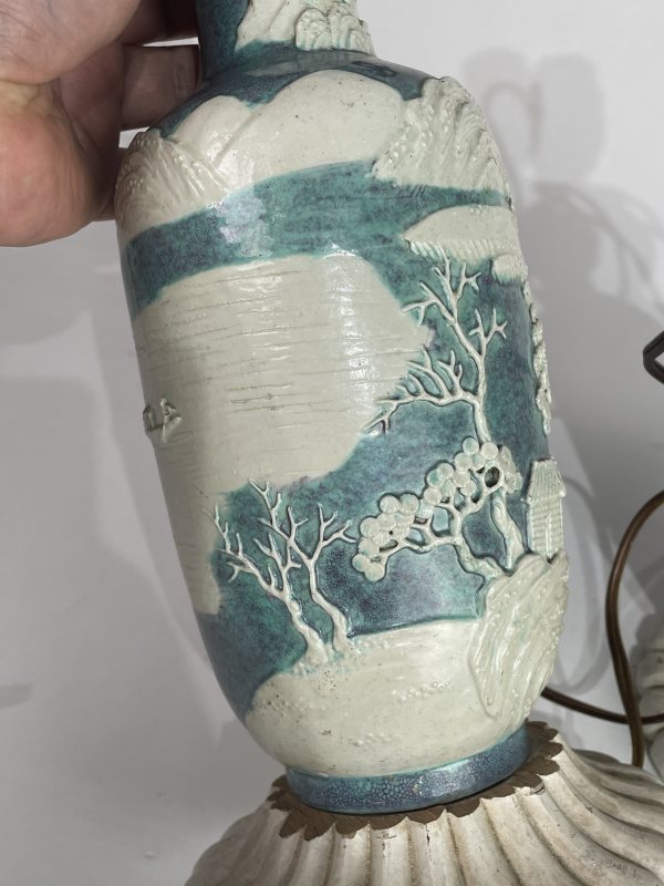 清晚期 炉钧釉堆塑山水纹棒槌瓶一对 - 图6