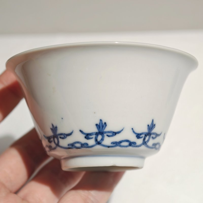 清康熙 青花贯套纹马蹄杯一对 - 图8