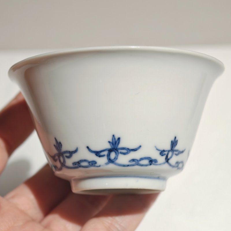 清康熙 青花贯套纹马蹄杯一对 - 图7