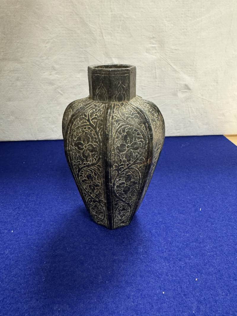 石質八棱花卉紋經瓶 - 图4