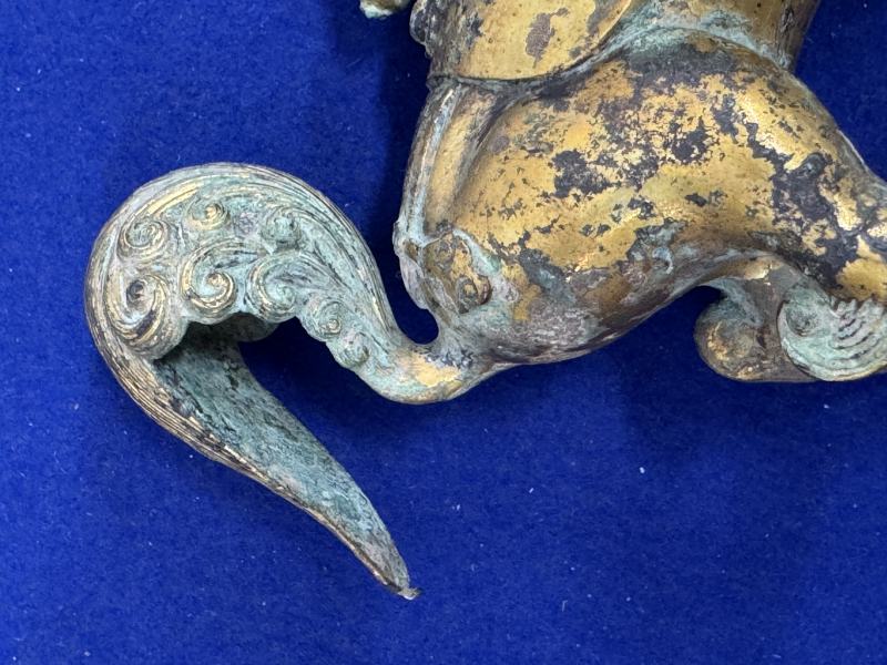 明 銅鎏金金立獅 - 图9