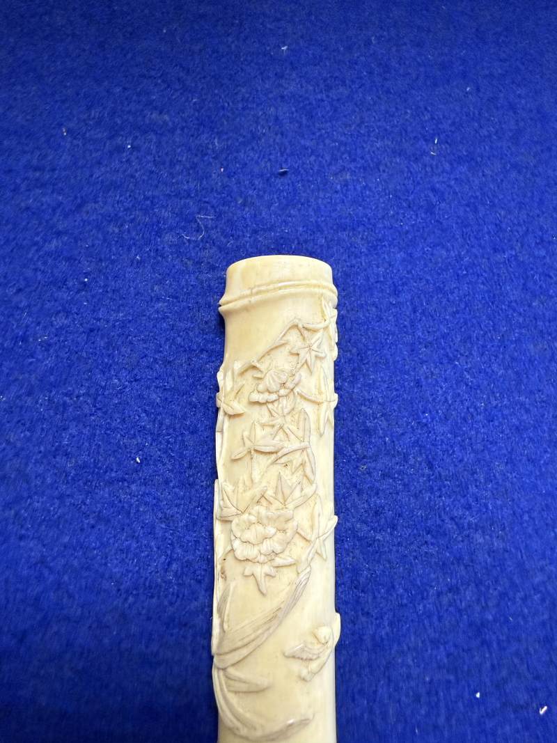 清中期 牙雕花蟲紋紙鎮一對 - 图5