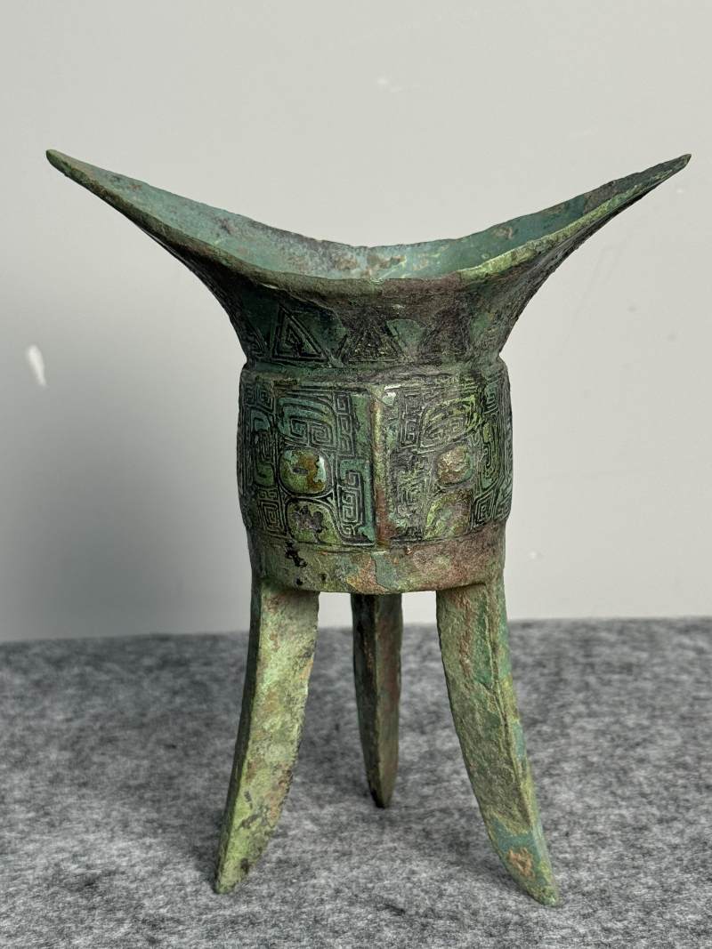 青銅「載」獸面紋角 - 图6