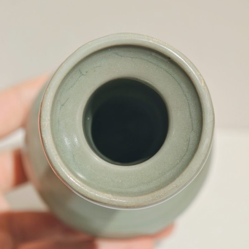 南宋 龙泉窑青釉弦纹盘口瓶 - 图7