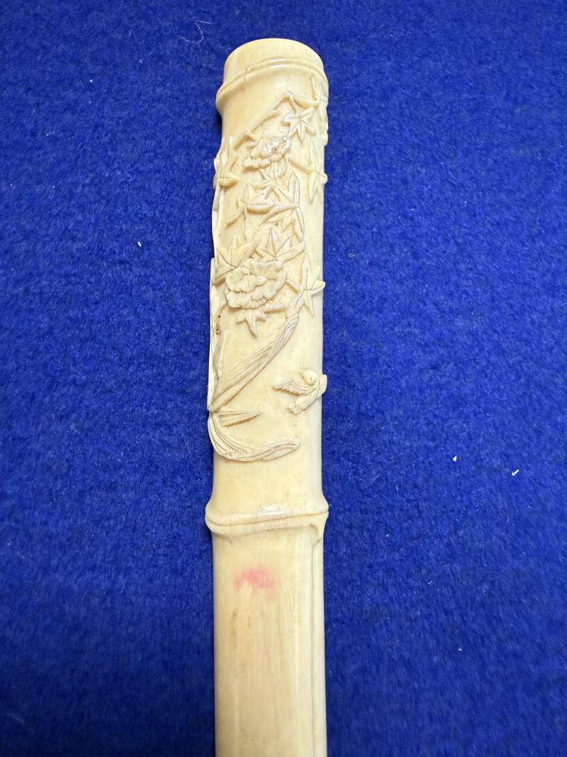 清中期 牙雕花蟲紋紙鎮一對 - 图6