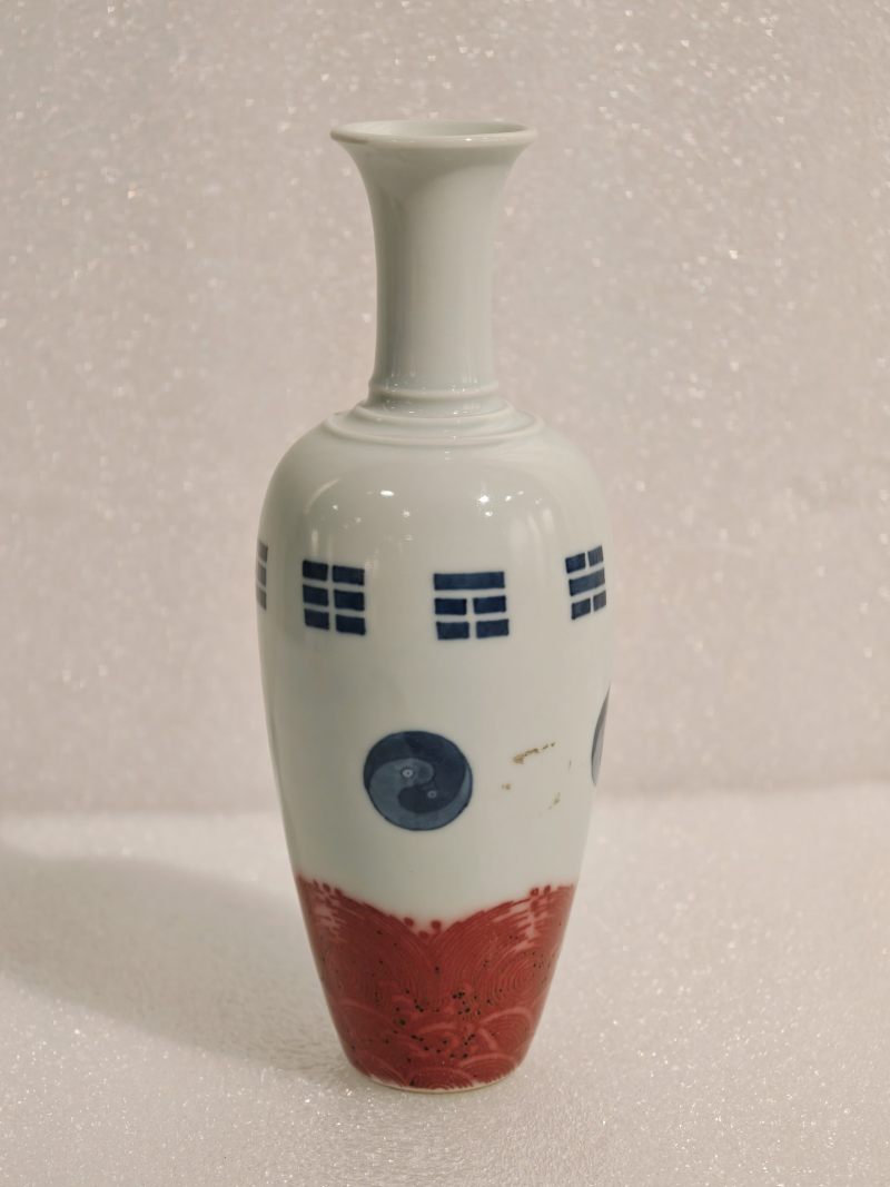 清雍正 青花釉里红海水八卦纹莱菔尊 - 图5