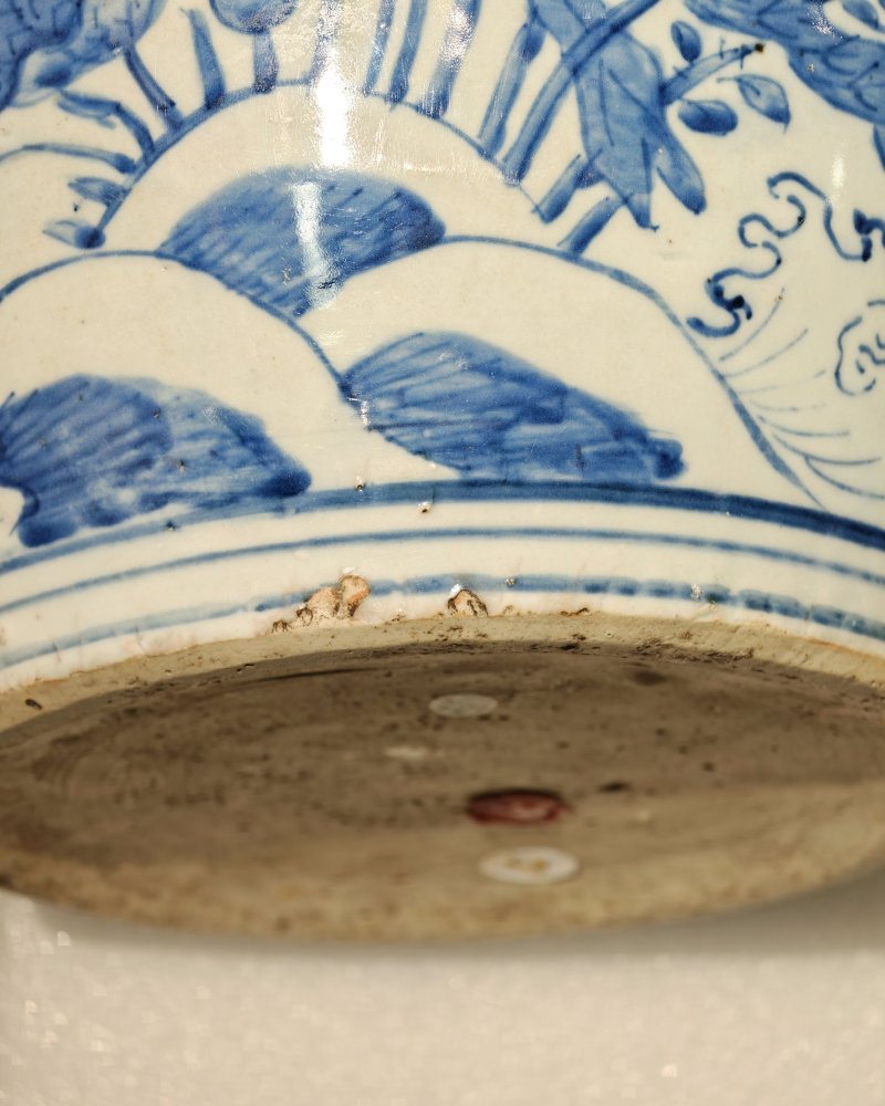 明嘉靖 青花莲池鸳鸯图大罐 - 图11