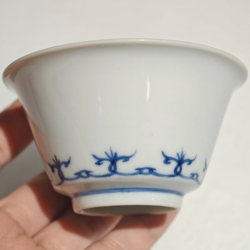 清康熙 青花贯套纹马蹄杯一对 - 图14