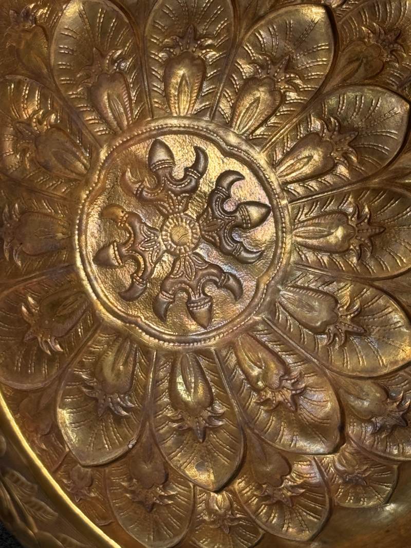 金質十字金剛杵蓮瓣紋供碗 - 图8