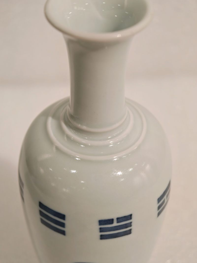 清雍正 青花釉里红海水八卦纹莱菔尊 - 图9