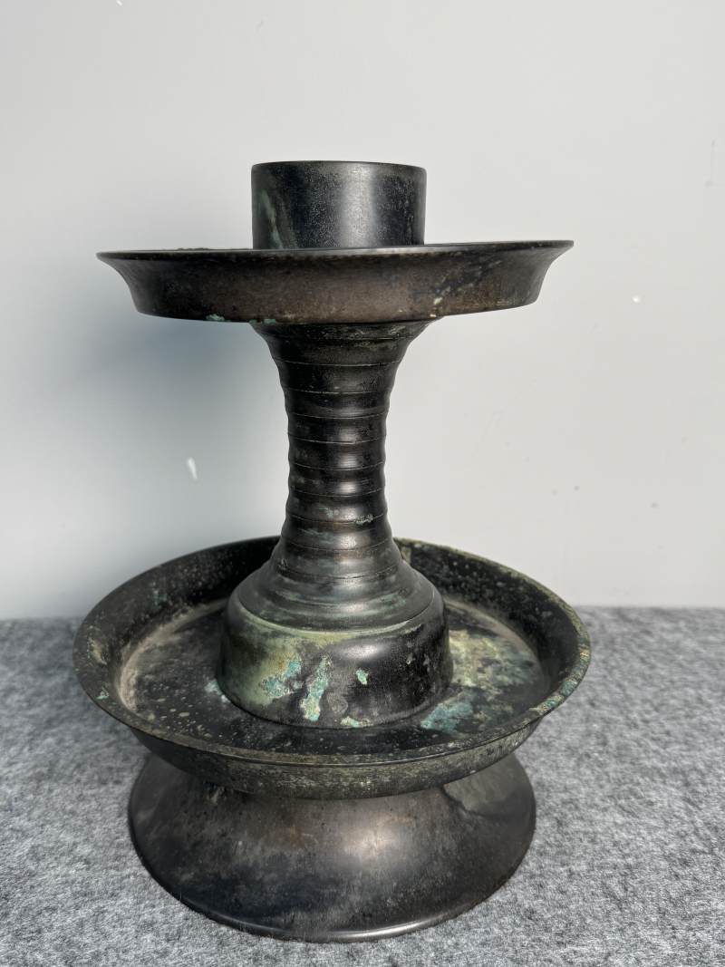 銅盤口燭臺 - 图5
