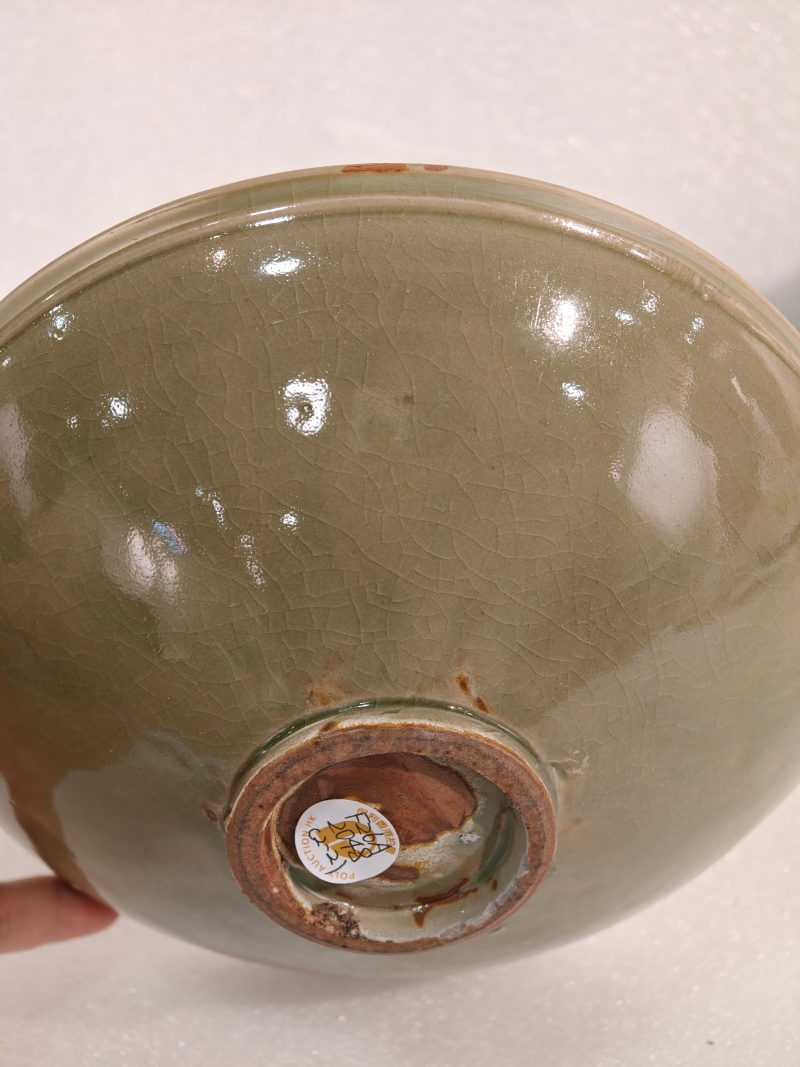 宋 耀州窑青釉刻莲荷纹碗一对 - 图11