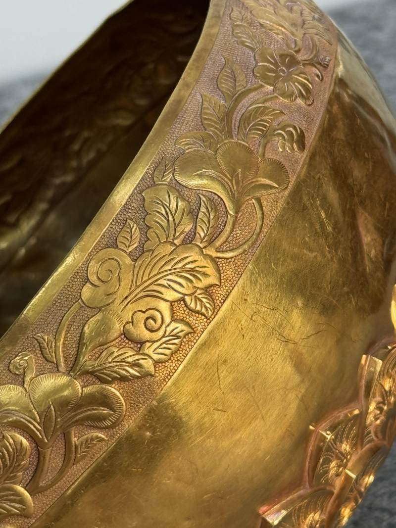 金質十字金剛杵蓮瓣紋供碗 - 图13