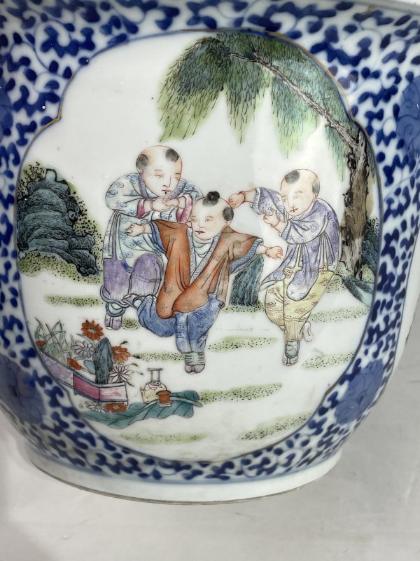 民国 青花开光粉彩人物纹花盆 - 图6