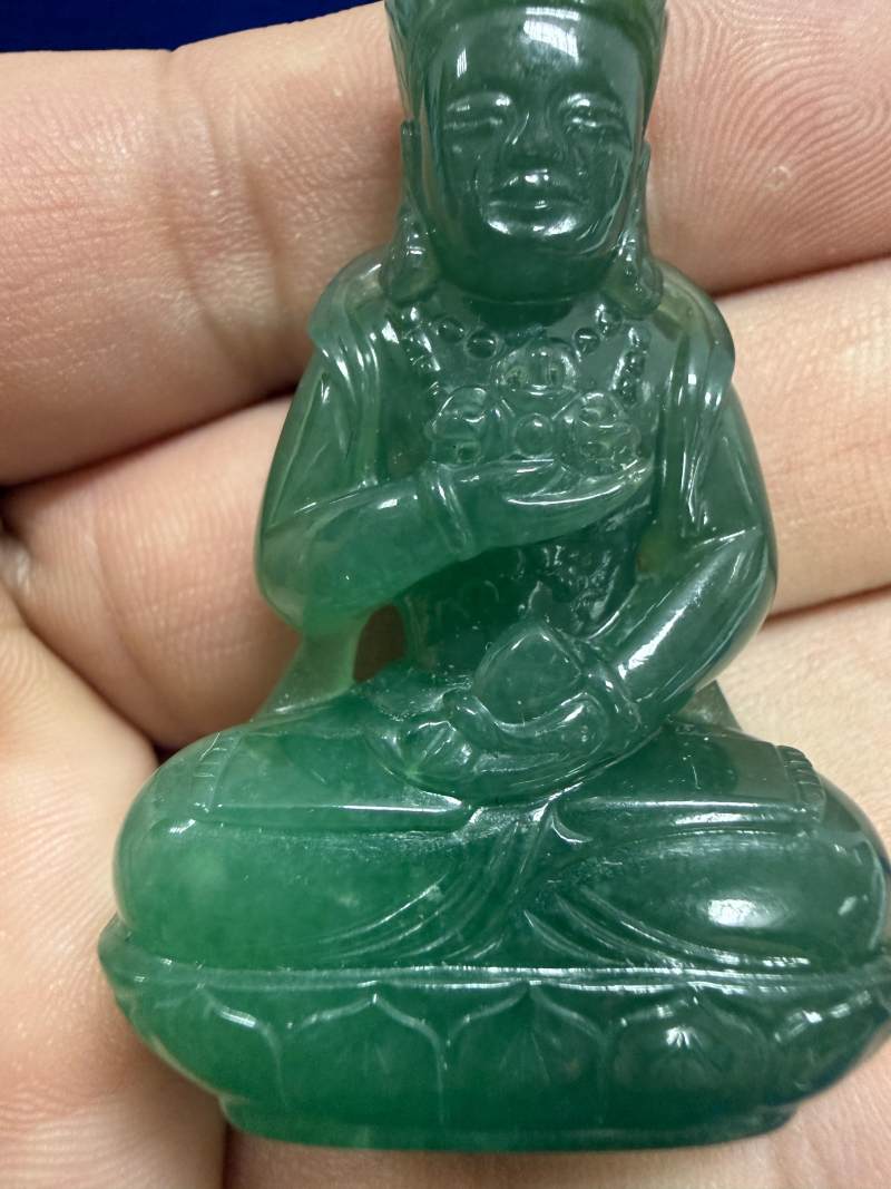 清晚期 翡翠佛 - 图6
