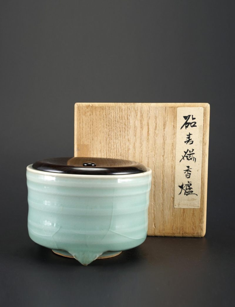   宋 龍泉窯青瓷爐