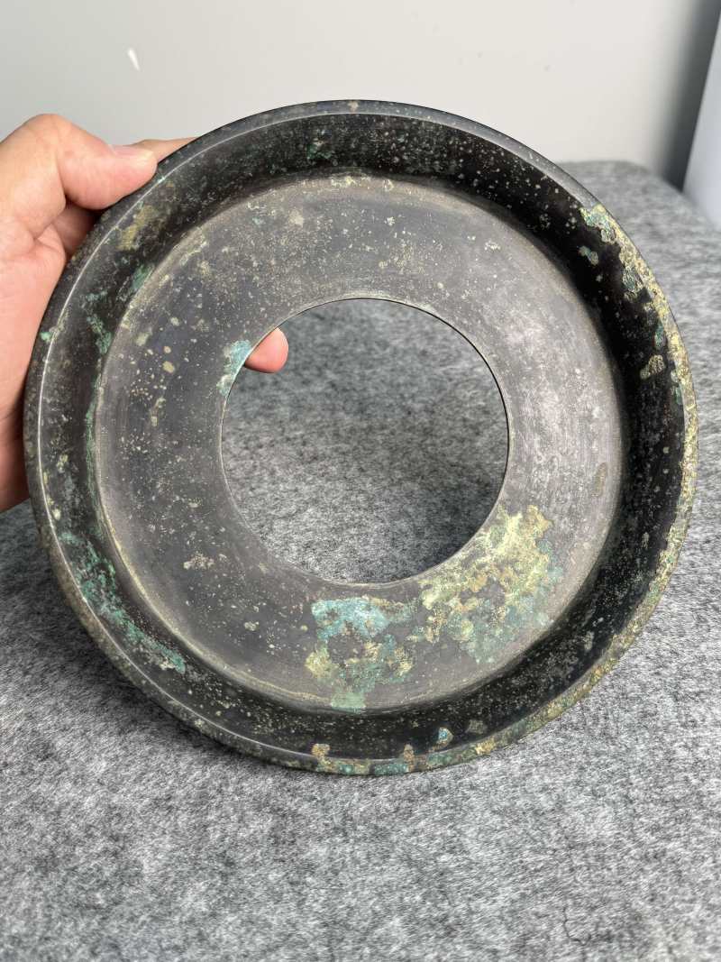 銅盤口燭臺 - 图13