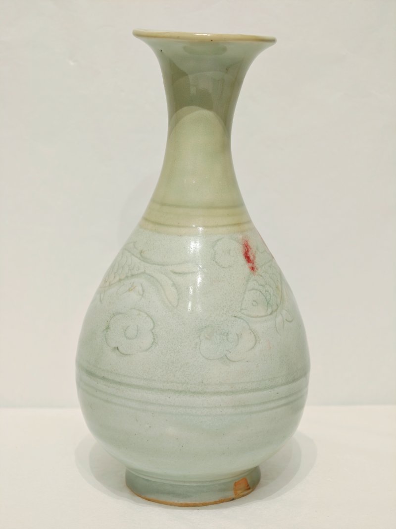 元 影青釉刻三鱼纹釉里红斑玉壶春瓶 - 图6