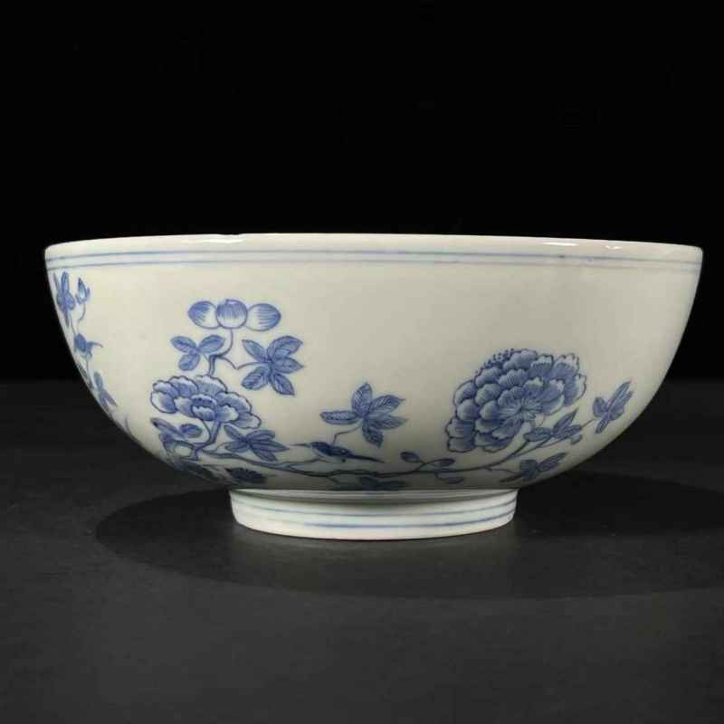 清嘉庆 青花花卉纹碗 - 图4