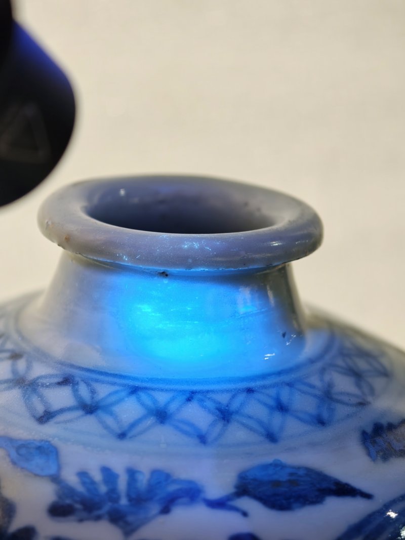 元 青花凤穿花缠枝牡丹纹梅瓶 - 图7