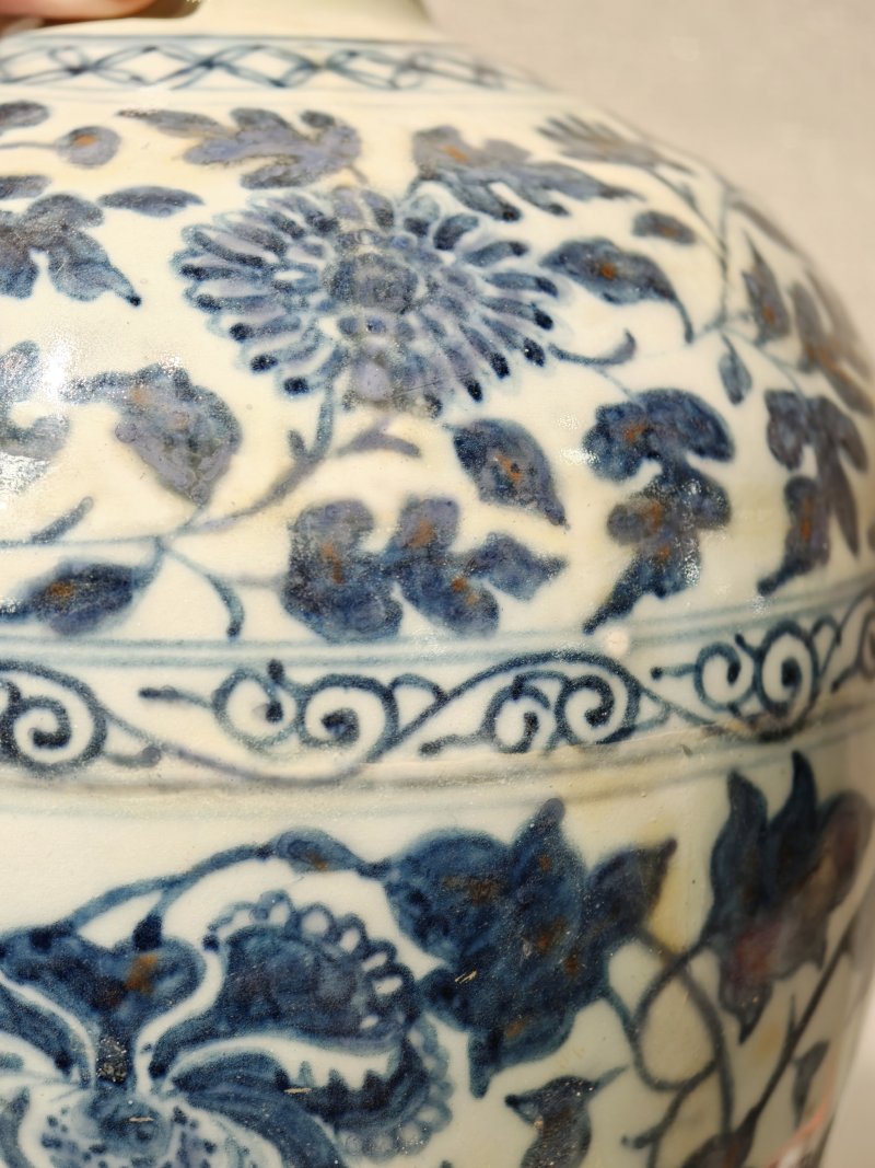 元 青花凤穿花缠枝牡丹纹梅瓶 - 图12